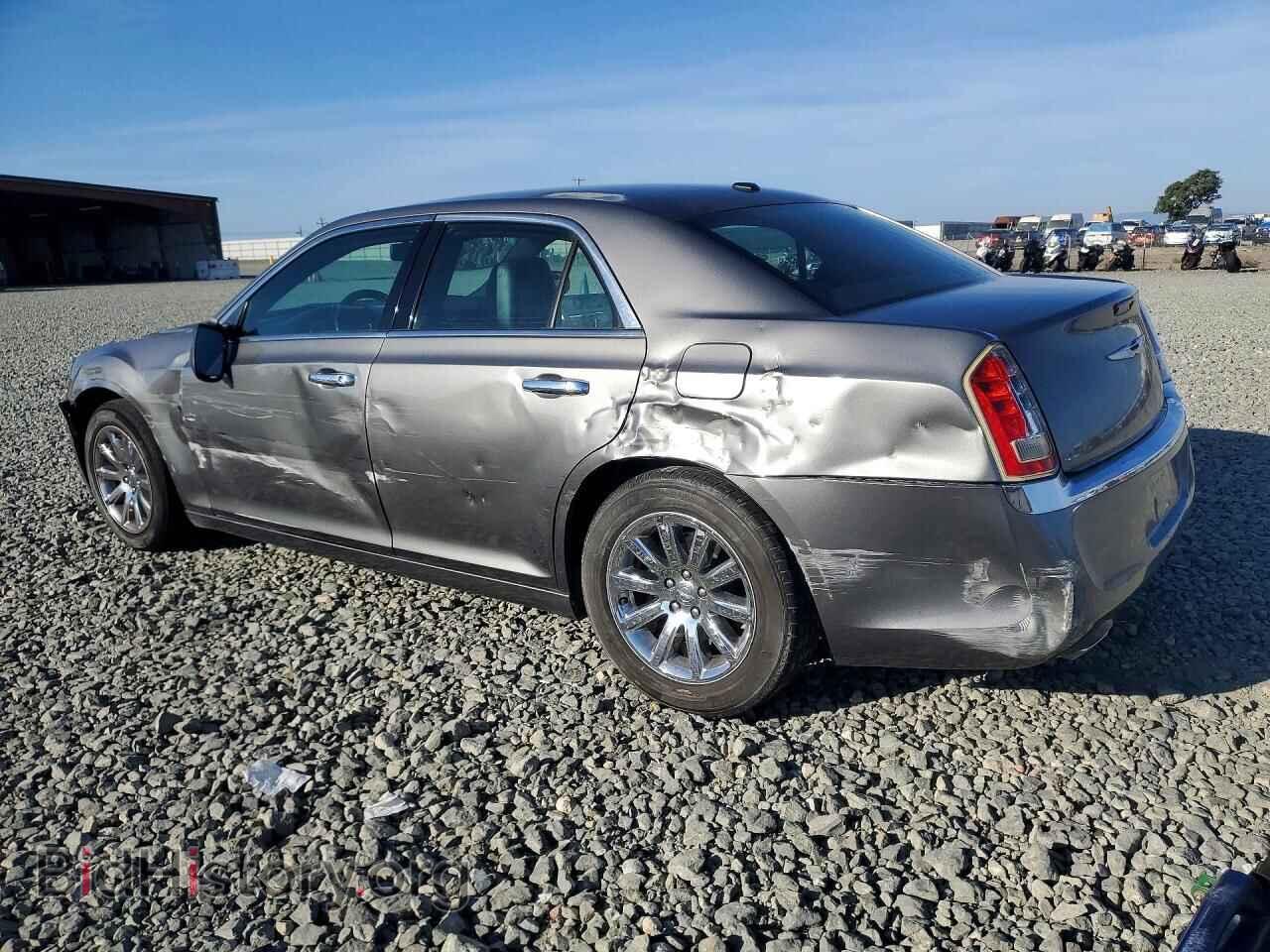 2011 CHRYSLER 300 - VIN: 2C3CA5CG4BH551597 - Фото 2