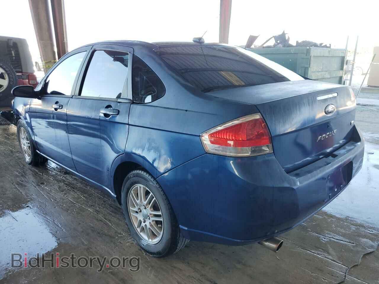 2008 FORD FOCUS - VIN: 1FAHP35N28W130624 - Фото 2