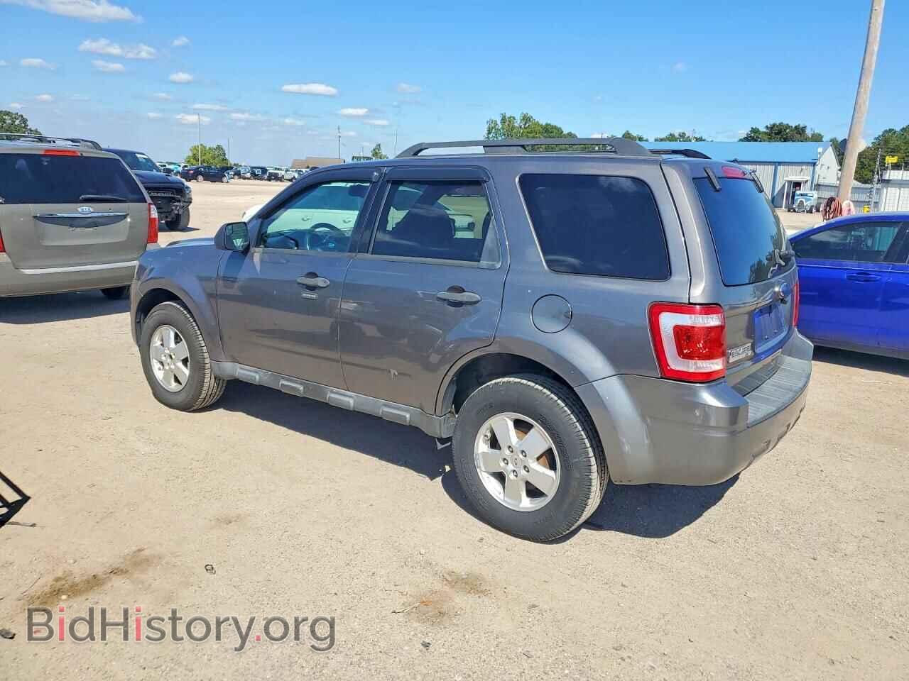 2011 FORD ESCAPE - VIN: 1FMCU9D78BKA65484 - Photo 2