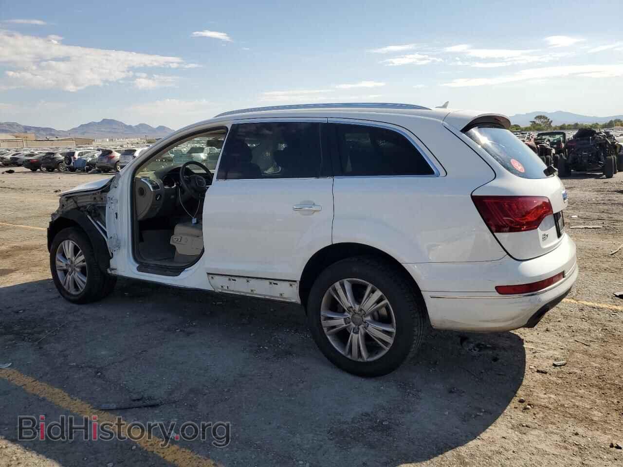2011 AUDI Q7 - VIN: WA1LMAFE2BD007774 - Фото 2