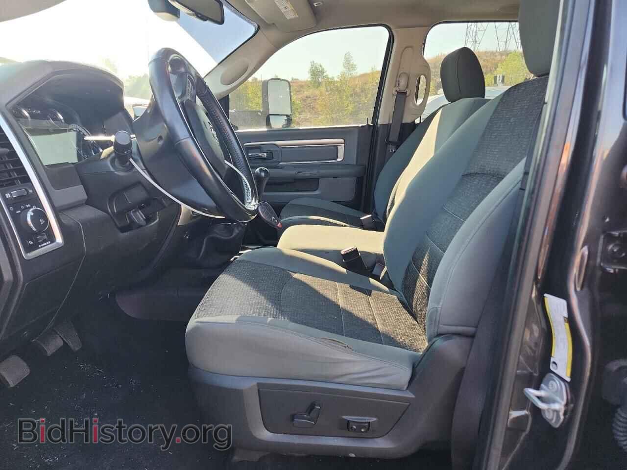2018 RAM All Models - VIN: 3C6UR5JL9JG336344 - Photo 7