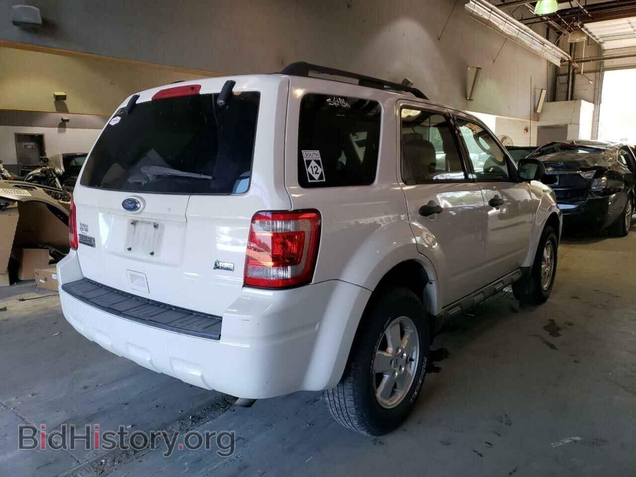 2012 FORD ESCAPE - VIN: 1FMCU9DG7CKA62867 - Фото 3