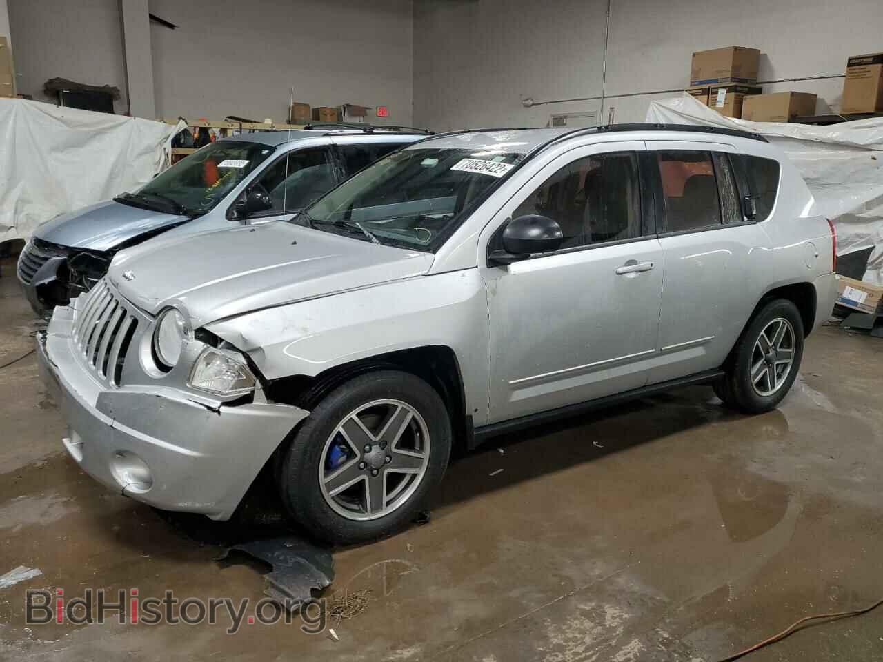 Photo 1J4NT4FB2AD642432 - JEEP COMPASS 2010