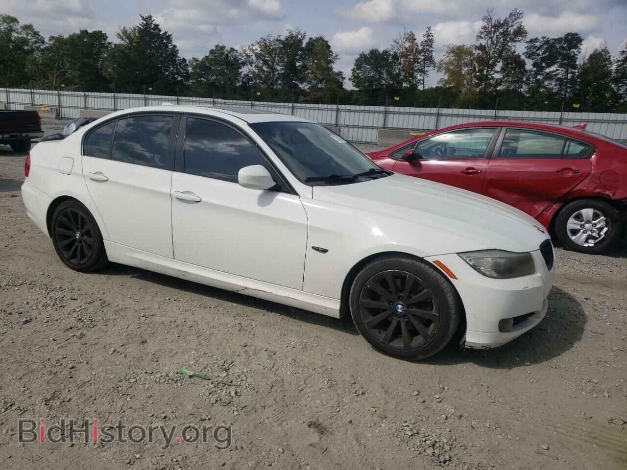 2011 BMW 3 SERIES - VIN: WBAPH7C58BE852879 - Фото 4