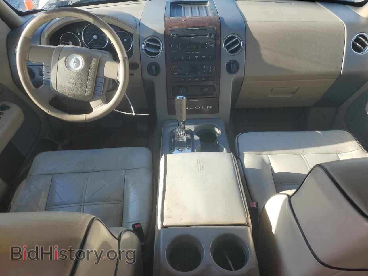 2006 LINCOLN MARK LT - VIN: 5LTPW18556FJ22746 - Фото 8
