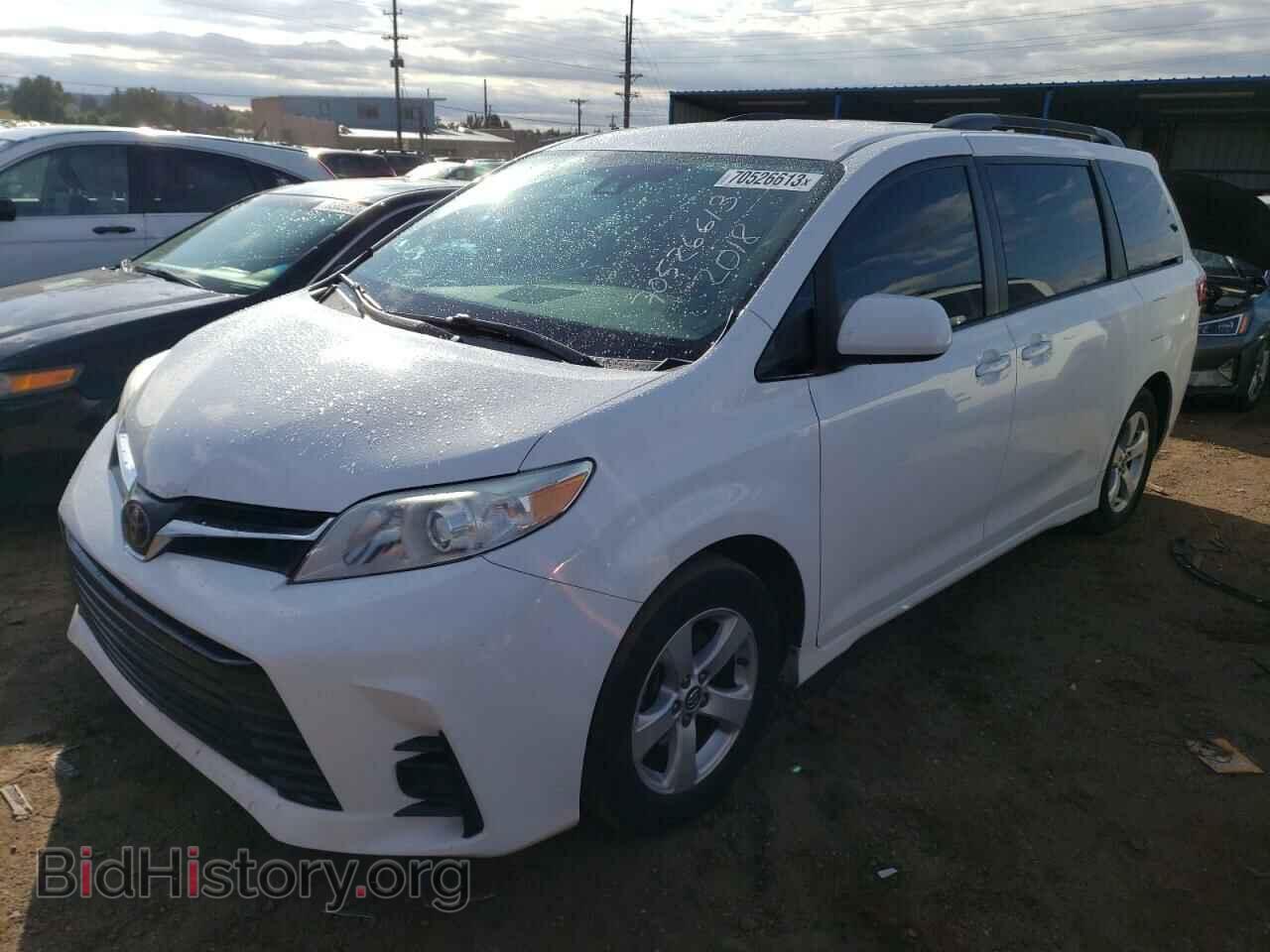 Photo 5TDKZ3DC9JS928991 - TOYOTA All Models 2018