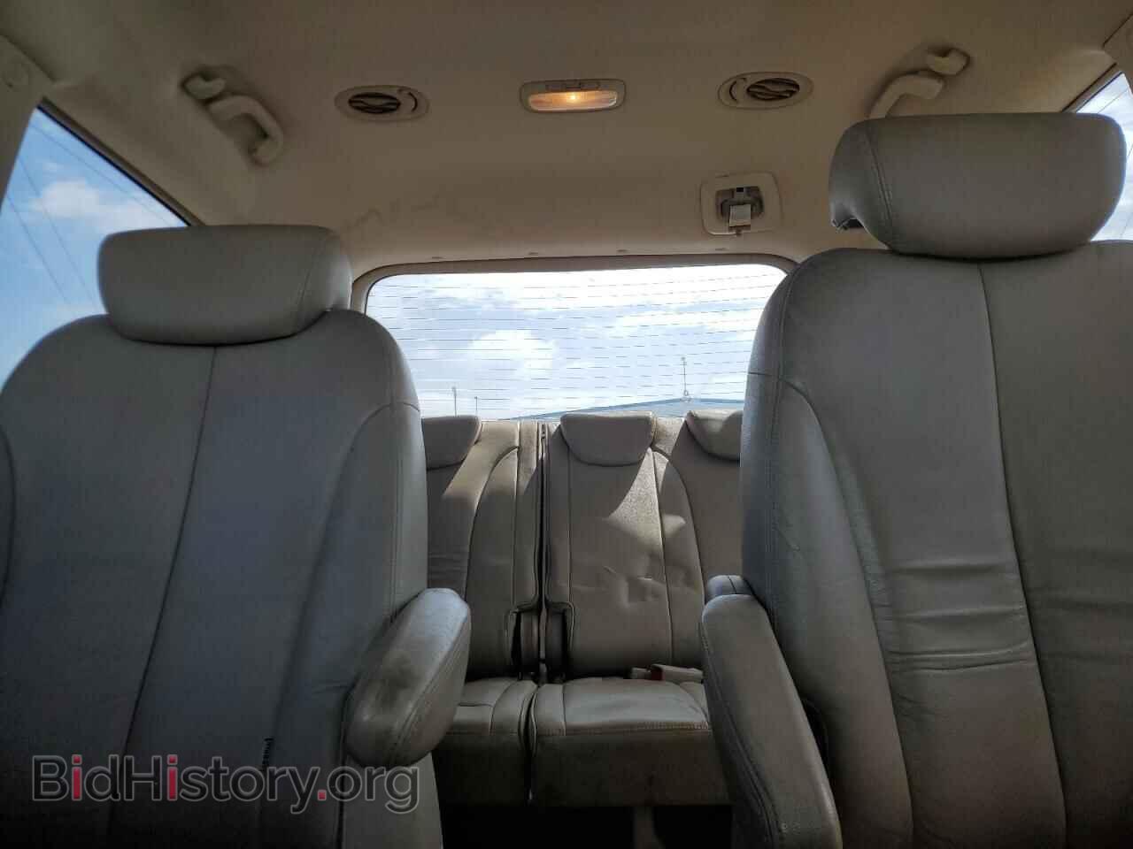 2007 KIA All Models - VIN: KNDMB233476177025 - Фото 10