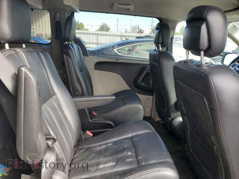 2014 Chrysler MINIVAN (VIN 2C4RC1BG9ER313446) — photo 10 of 12