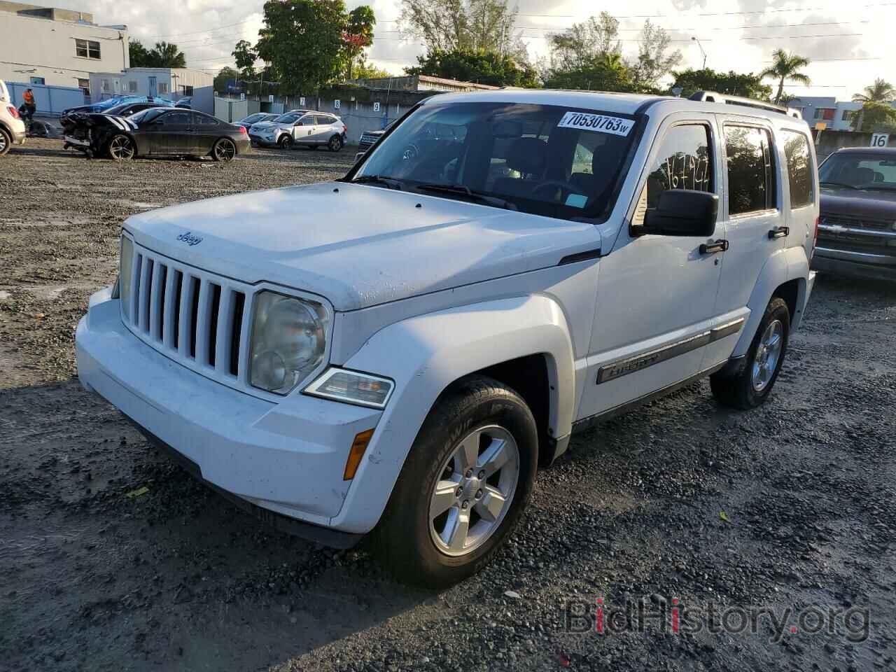 Photo 1C4PJLAK4CW147372 - JEEP LIBERTY 2012