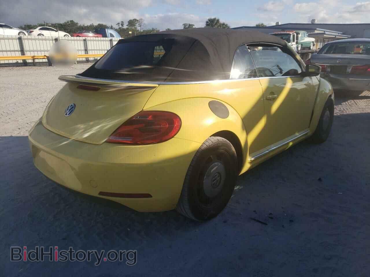2014 VOLKSWAGEN BEETLE - VIN: 3VW517AT3EM815749 - Фото 3