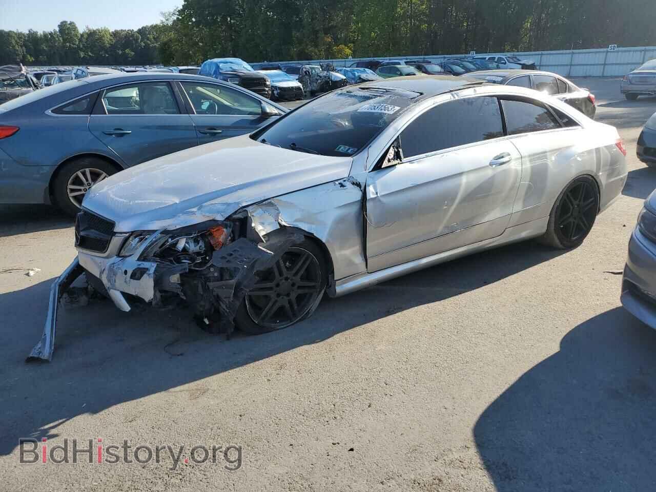 Photo WDDKJ7CB7AF043802 - MERCEDES-BENZ E-CLASS 2010