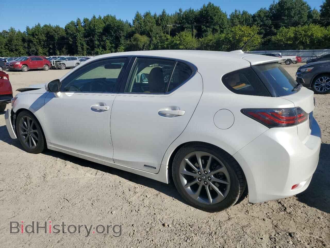 2012 LEXUS CT 200 - VIN: JTHKD5BH2C2095827 - Photo 2