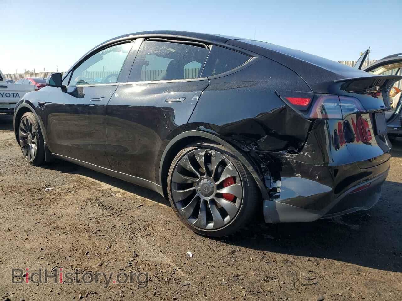 2023 TESLA MODEL Y - VIN: 7SAYGDEFXPF594128 - Фото 2
