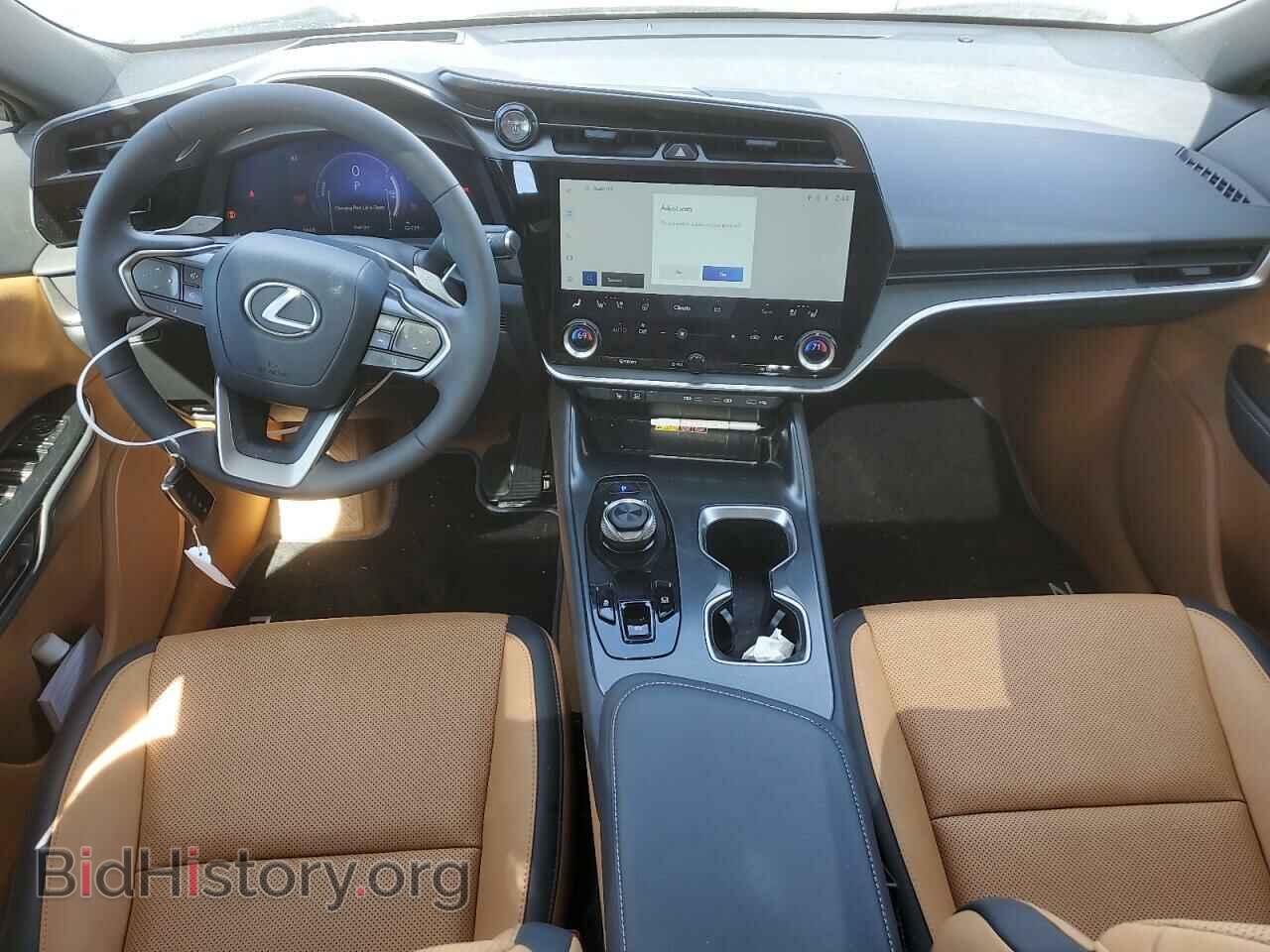 2024 LEXUS RZ 450E - VIN: JTJAAAAB1RA025114 - Фото 8