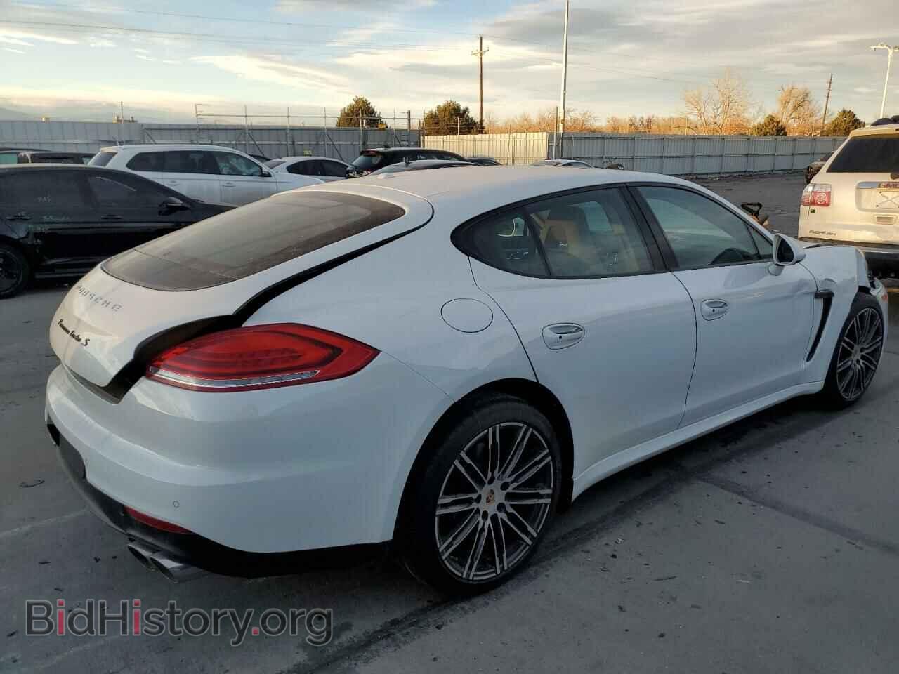 2016 PORSCHE PANAMERA - VIN: WP0AA2A72GL002382 - Фото 3