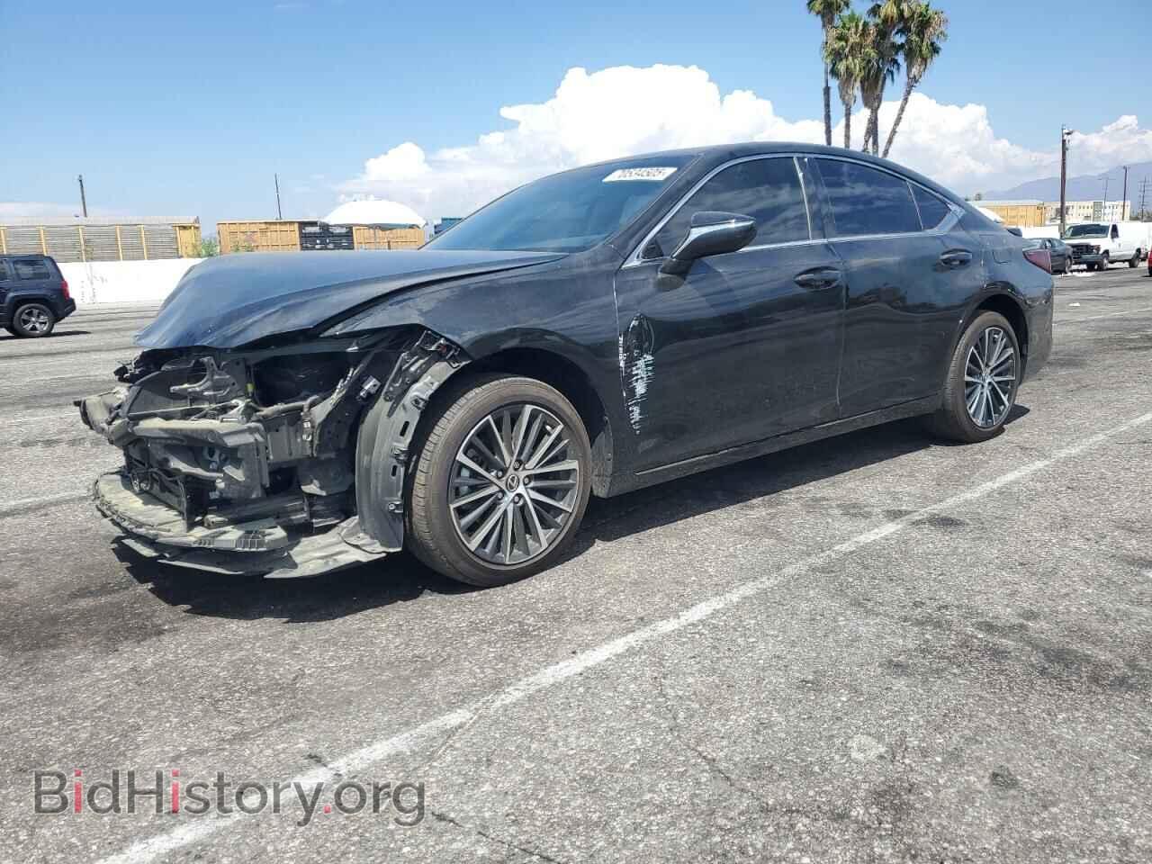 Photo 58ADA1C19RU046252 - LEXUS ES300 2024