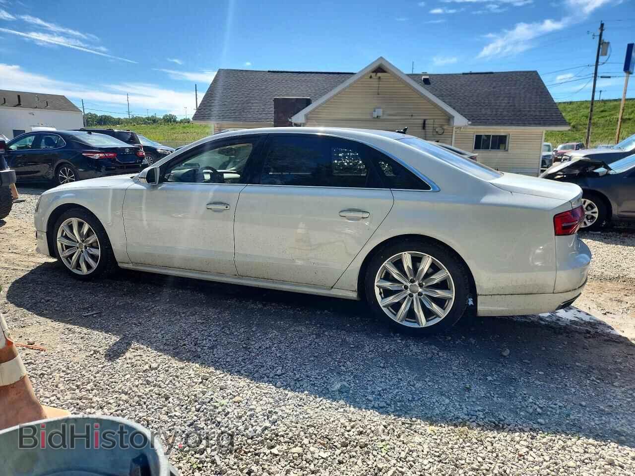 2017 AUDI A8 - VIN: WAU43AFD1HN018284 - Photo 2
