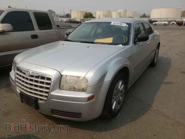 2006 CHRYSLER 300 - VIN: 2C3KA43R56H501823 - Фото 2
