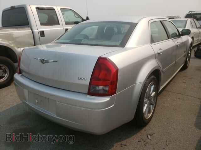 2006 CHRYSLER 300 - VIN: 2C3KA43R56H501823 - Фото 4