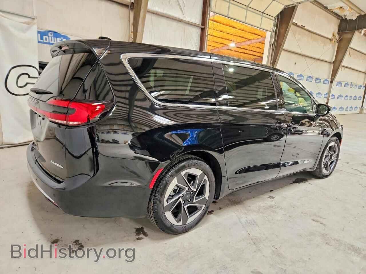 2027 CHRYSLER PACIFICA - VIN: 2C4RC1GG1VR554328 - Photo 3