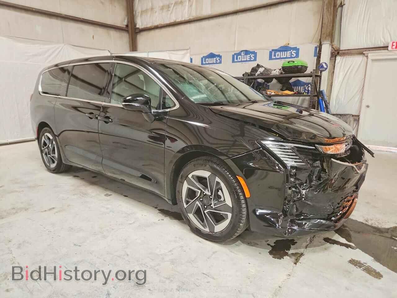 2027 CHRYSLER PACIFICA - VIN: 2C4RC1GG1VR554328 - Photo 4