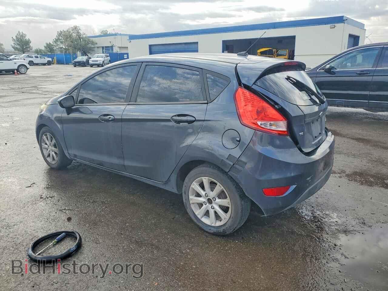 2011 FORD FIESTA - VIN: 3FADP4EJ8BM156721 - Photo 2