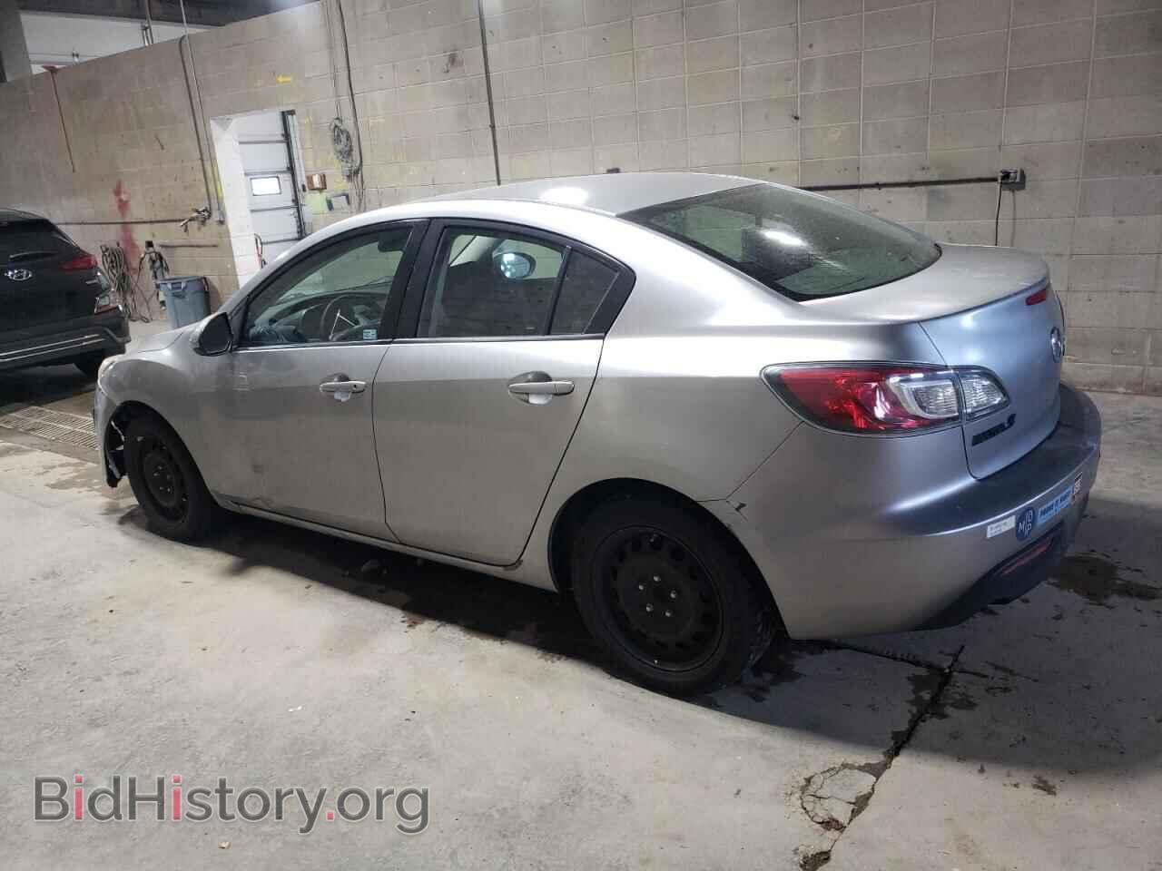2011 MAZDA 3 - VIN: JM1BL1UF9B1395524 - Фото 2
