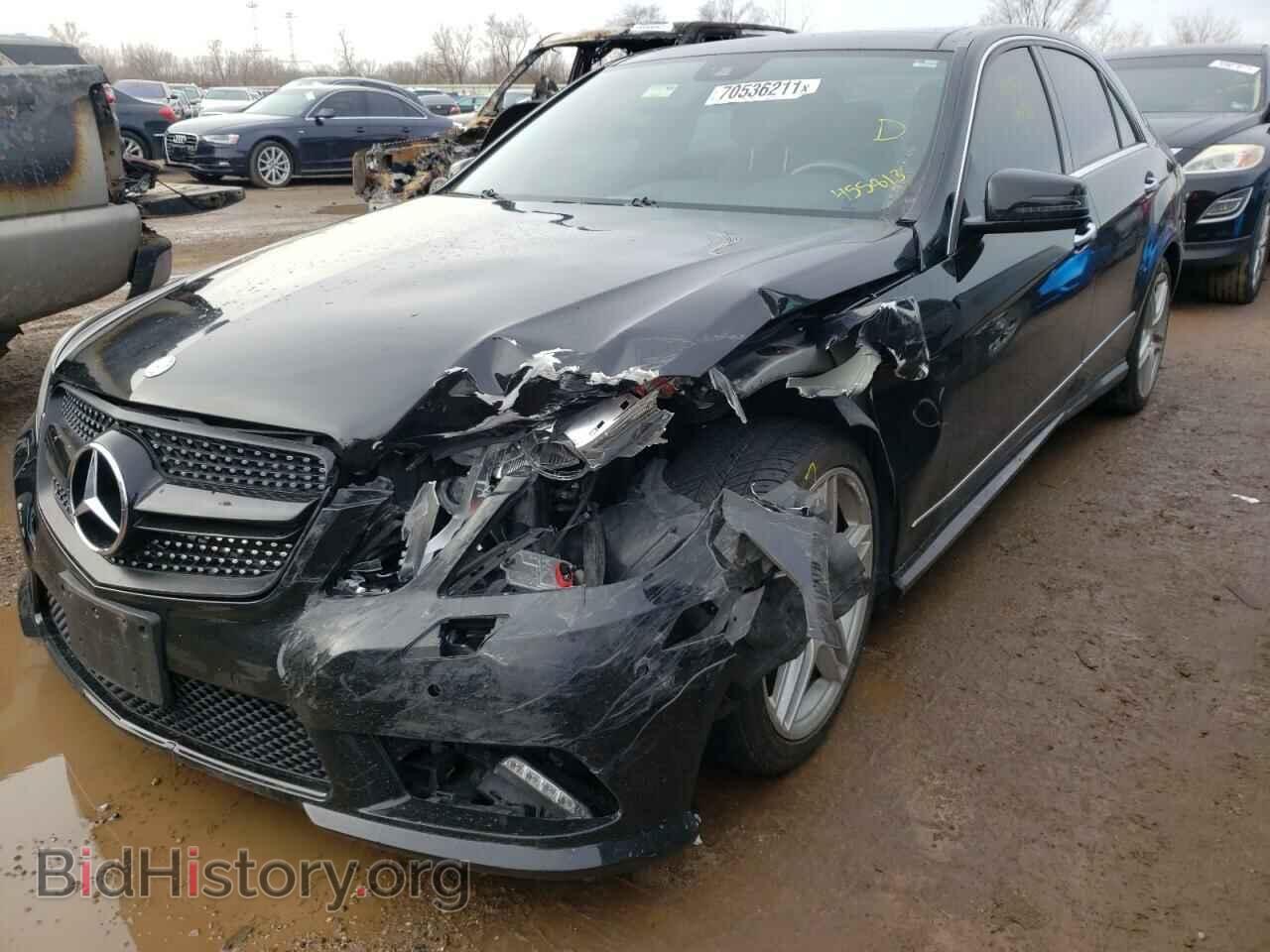 2011 MERCEDES-BENZ E-CLASS - VIN: WDDHF9AB0BA455813 - Фото 2