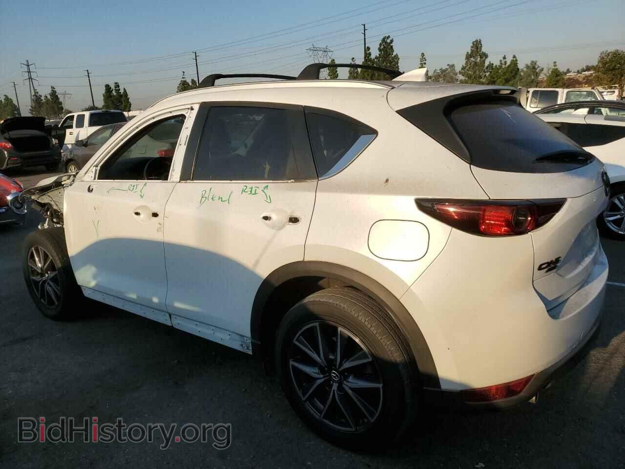 2018 MAZDA CX-5 - VIN: JM3KFBCM6J0364160 - Фото 2