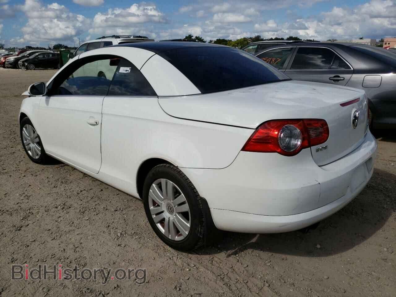 2007 VOLKSWAGEN EOS - VIN: WVWBA71F27V041941 - Фото 2