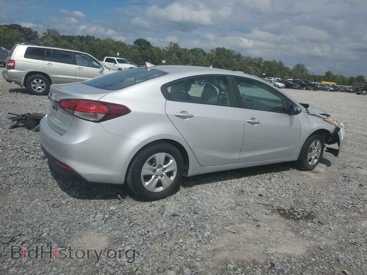 2017 KIA FORTE - VIN: 3KPFK4A74HE123696 - Фото 3