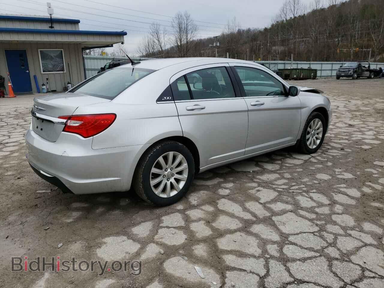 2011 CHRYSLER 200 - VIN: 1C3BC1FB1BN625936 - Фото 3