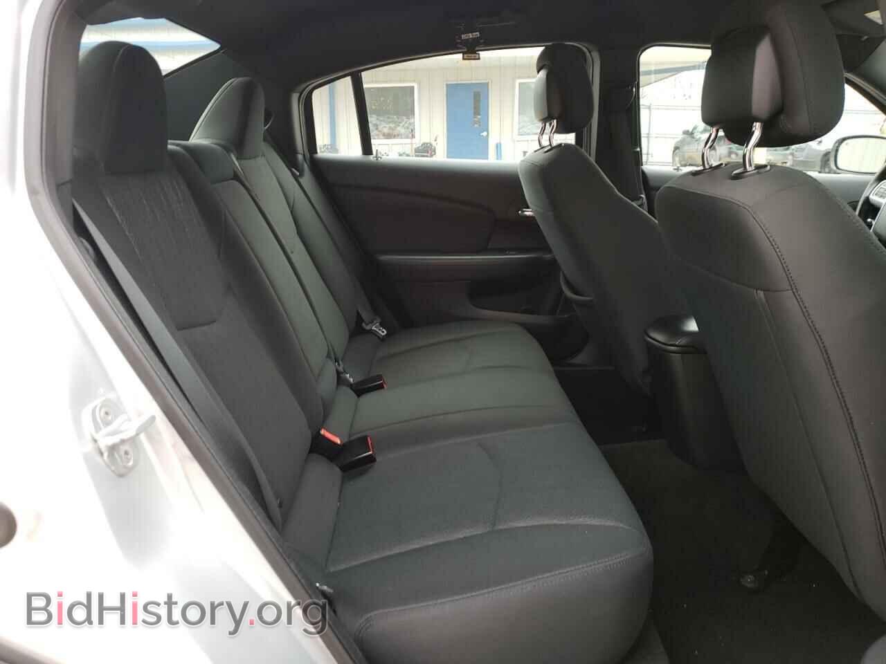 2011 CHRYSLER 200 - VIN: 1C3BC1FB1BN625936 - Фото 10