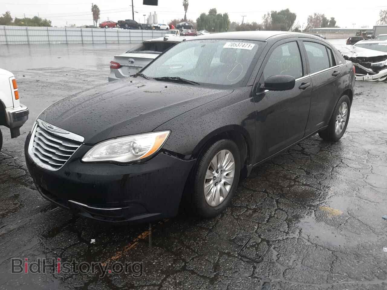 2012 CHRYSLER 200 - VIN: 1C3CCBABXCN223965 - Фото 2