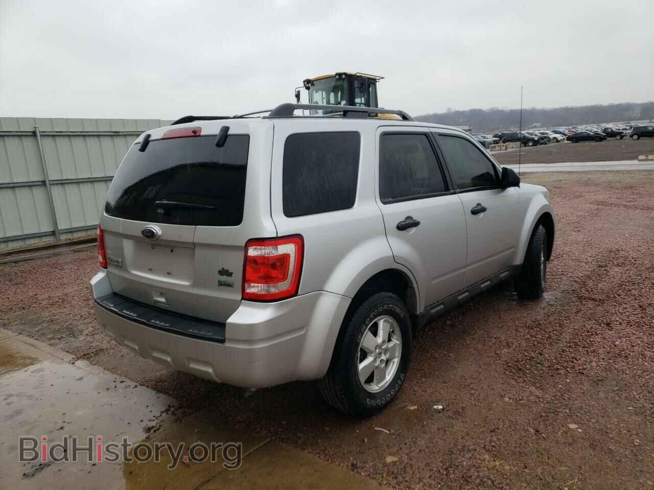 2010 FORD ESCAPE - VIN: 1FMCU0DG4AKD19220 - Фото 3