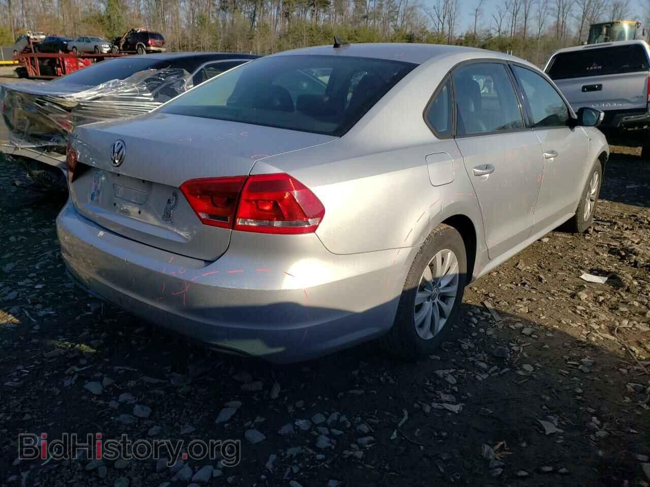 2013 VOLKSWAGEN PASSAT - VIN: 1VWAP7A35DC136465 - Фото 4