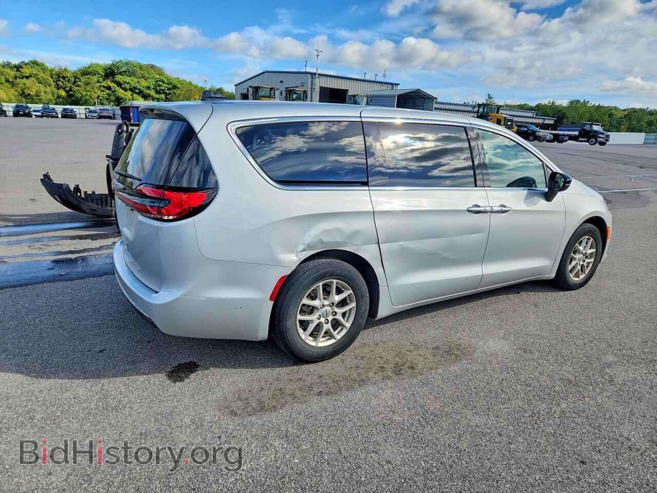 2024 CHRYSLER PACIFICA - VIN: 2C4RC1BG0RR179870 - Photo 3