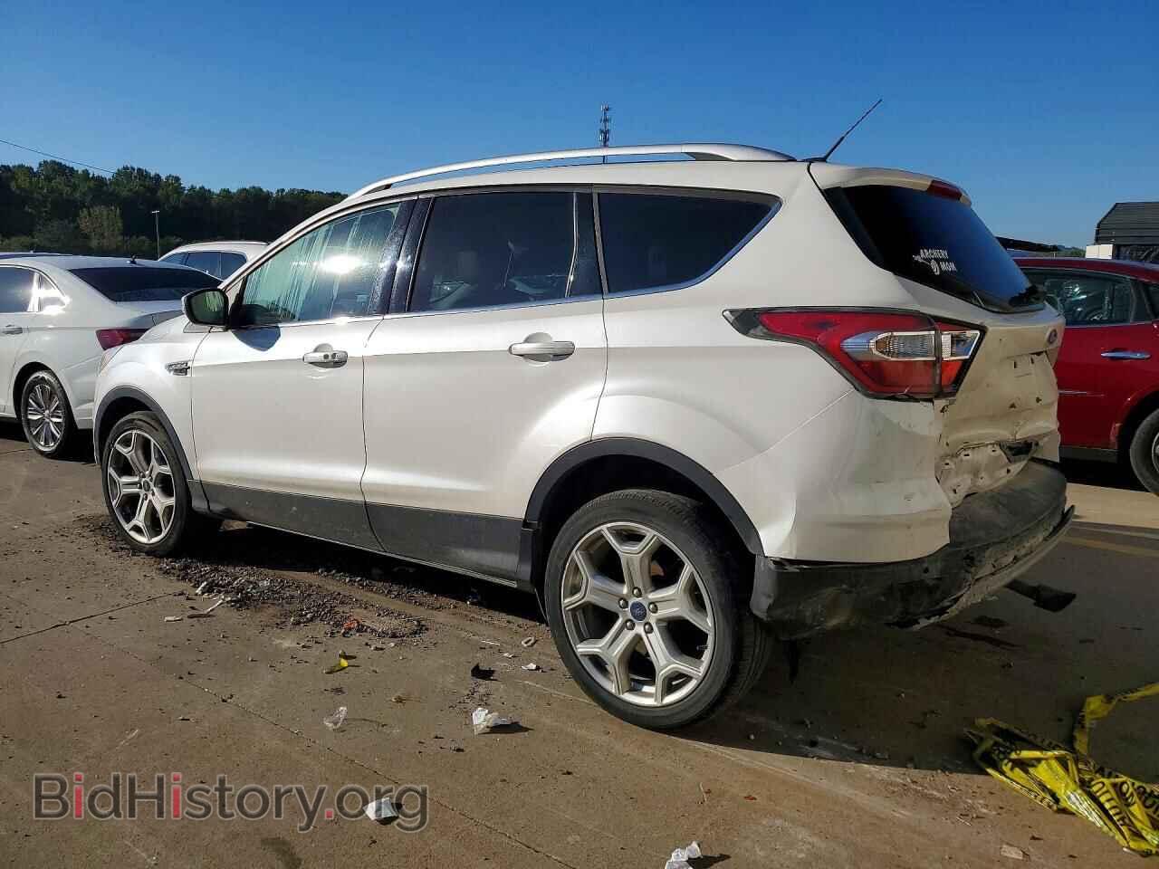 2017 Ford ESCAPE (VIN 1FMCU9J90HUB20996) — фото 2 из 13
