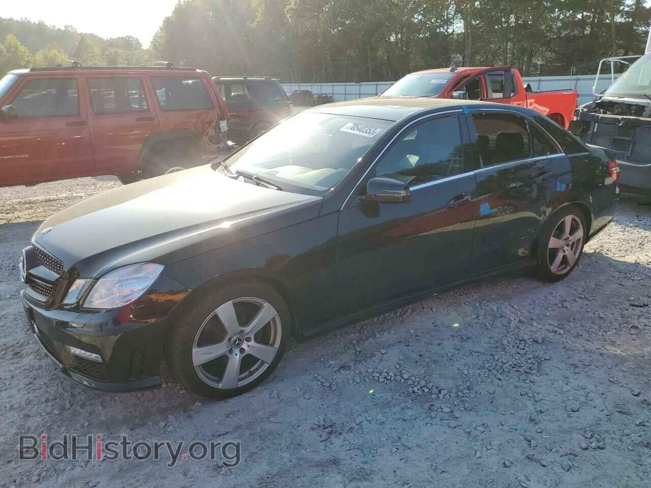 Photo WDDHF8HB6AA133904 - MERCEDES-BENZ E-CLASS 2010