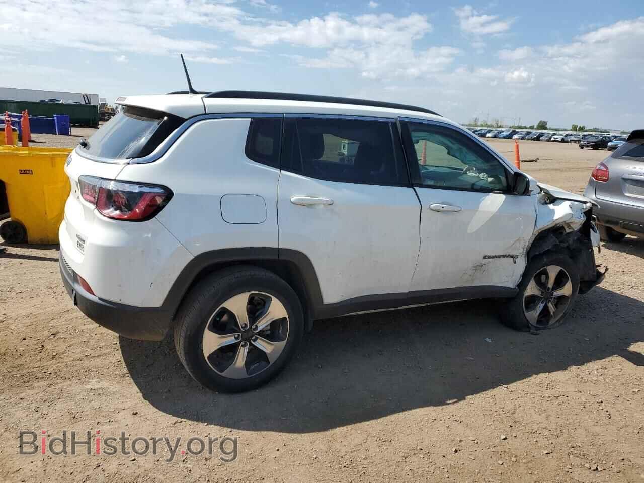 2018 JEEP COMPASS - VIN: 3C4NJDBB2JT256010 - Фото 3