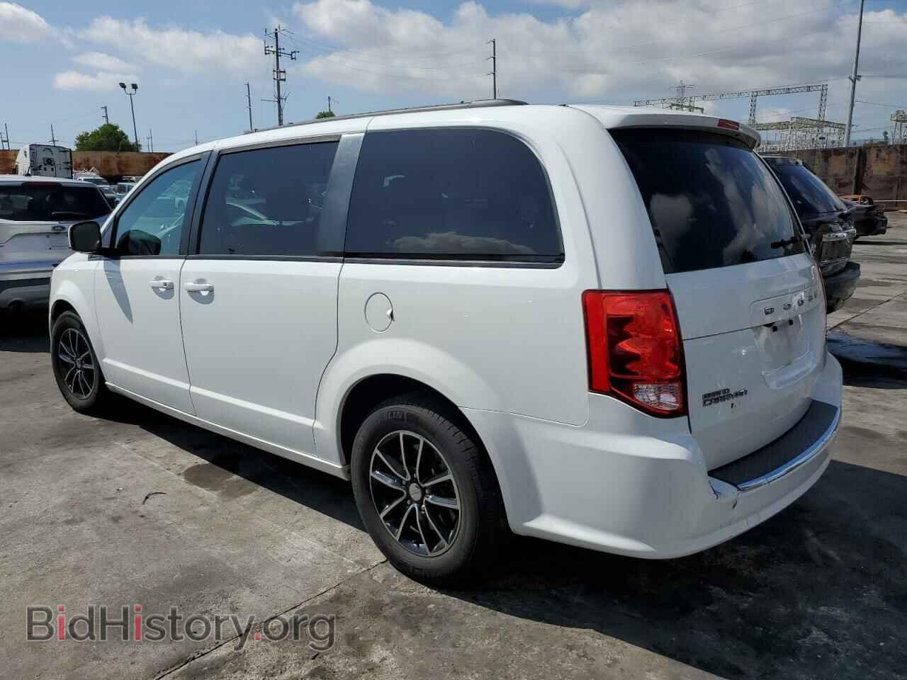2018 DODGE CARAVAN - VIN: 2C4RDGEG2JR331695 - Photo 2