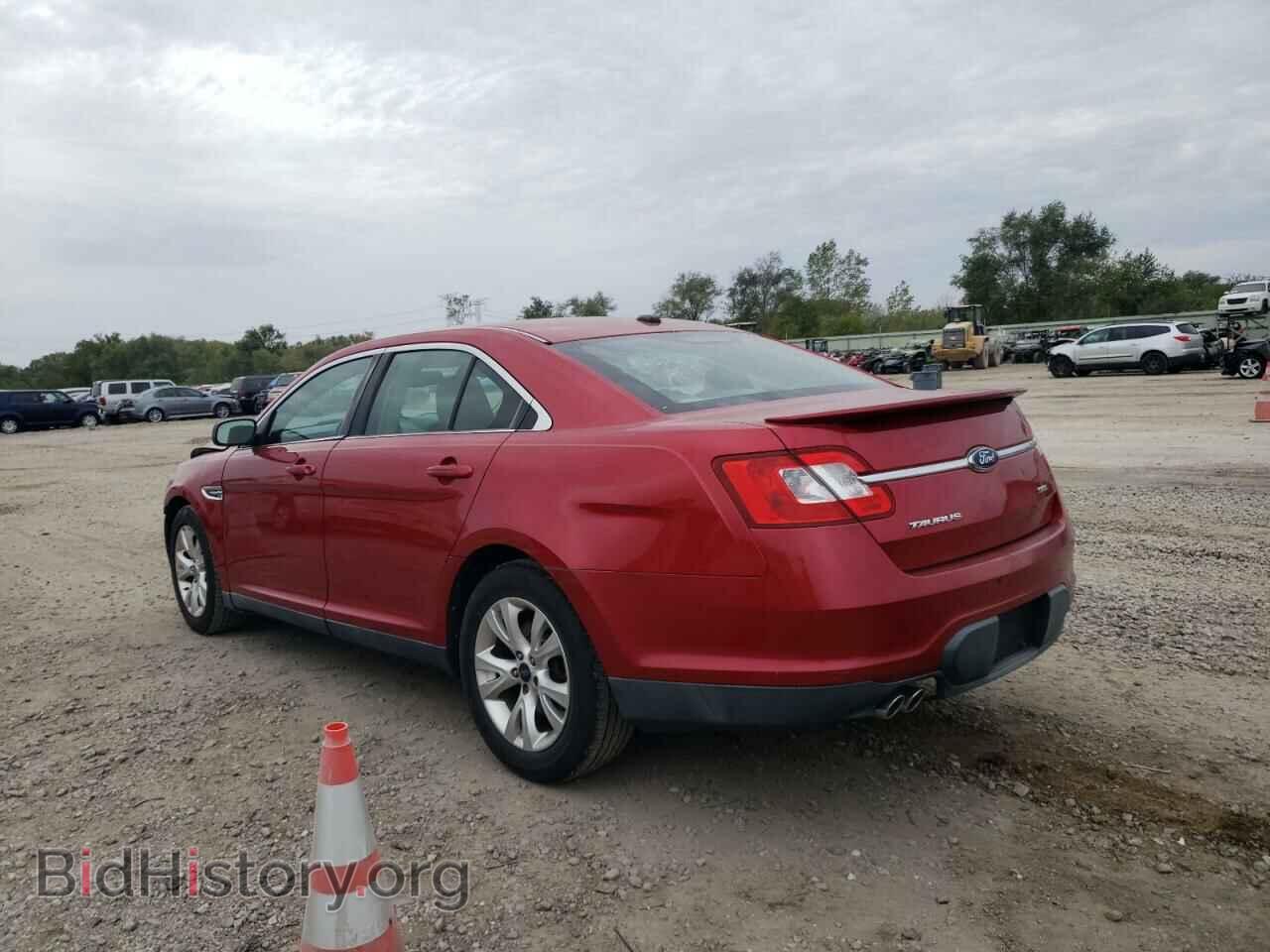 2010 FORD TAURUS - VIN: 1FAHP2EW4AG153924 - Фото 2
