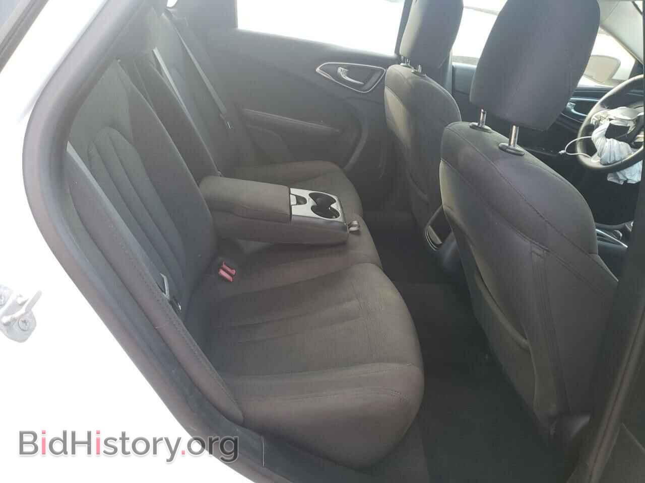 2015 CHRYSLER 200 - VIN: 1C3CCCAB3FN715280 - Фото 10
