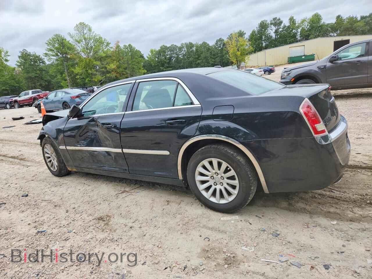 2013 CHRYSLER 300 - VIN: 2C3CCAAG6DH600405 - Photo 2