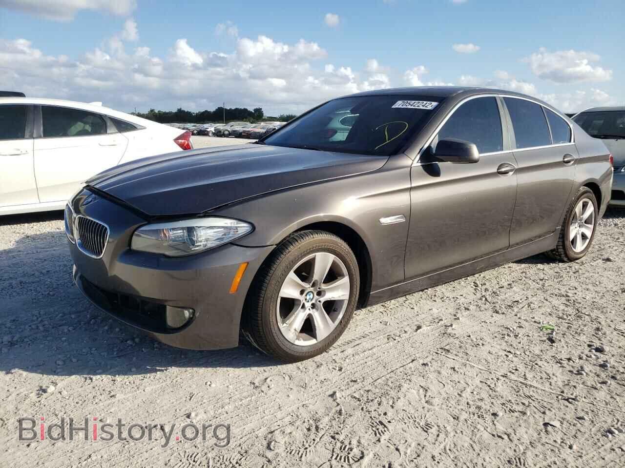 Photo WBAFR1C50BC747240 - BMW 5 SERIES 2011