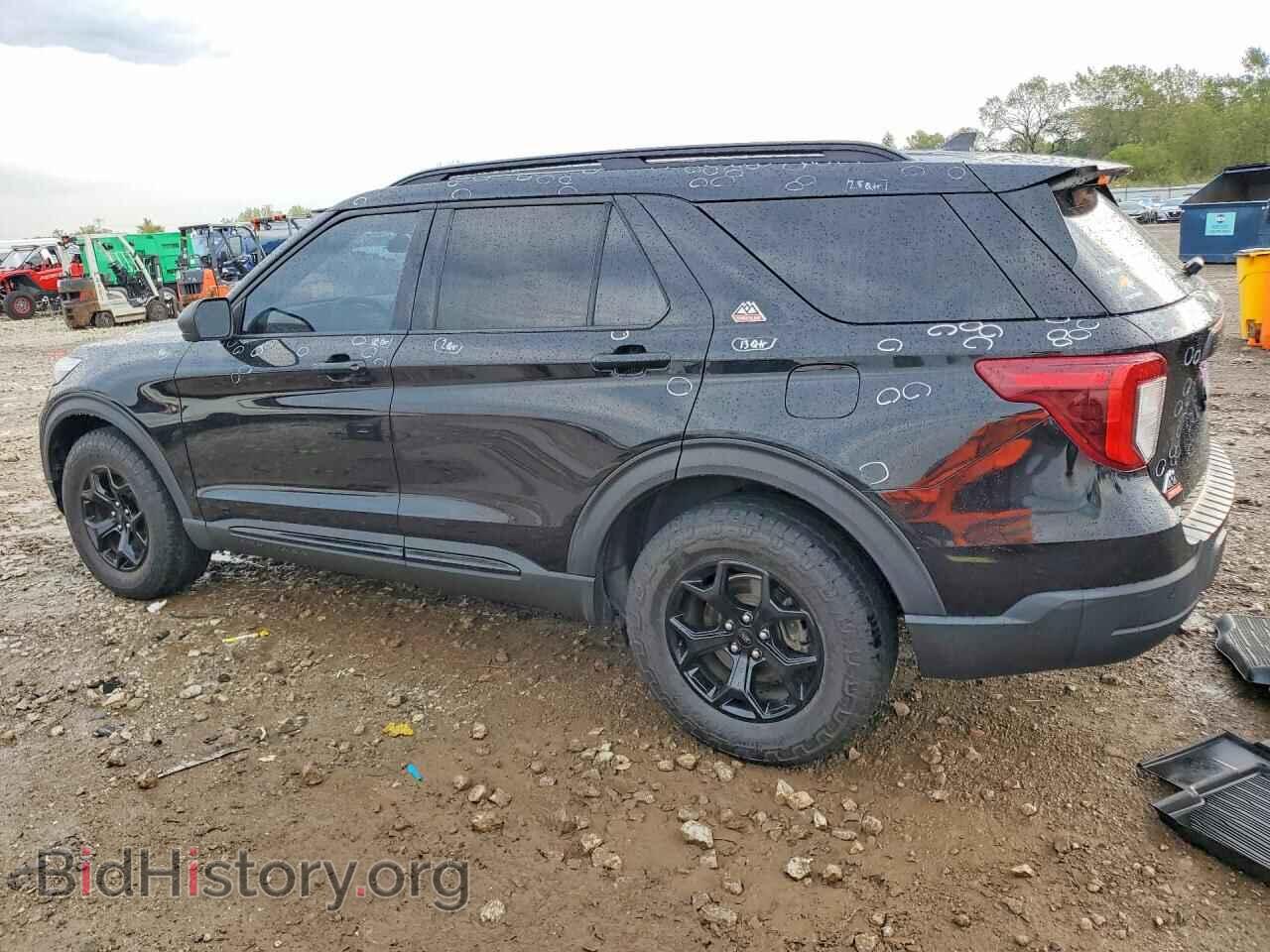 2022 Ford EXPLORER (VIN 1FMSK8JH6NGB43681) — photo 2 of 13