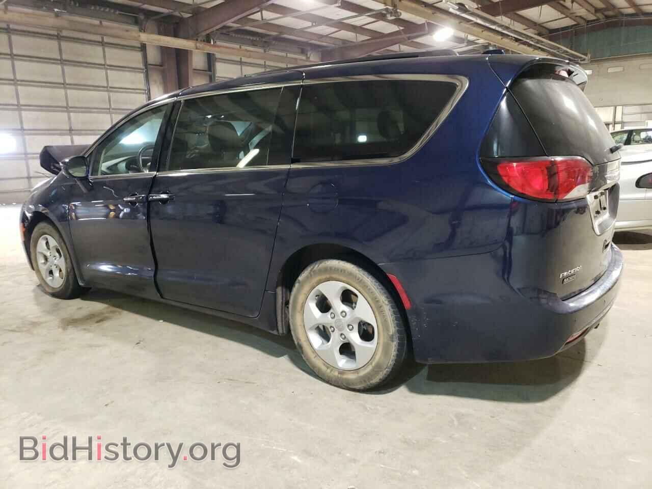 2018 CHRYSLER PACIFICA - VIN: 2C4RC1H75JR127016 - Photo 2