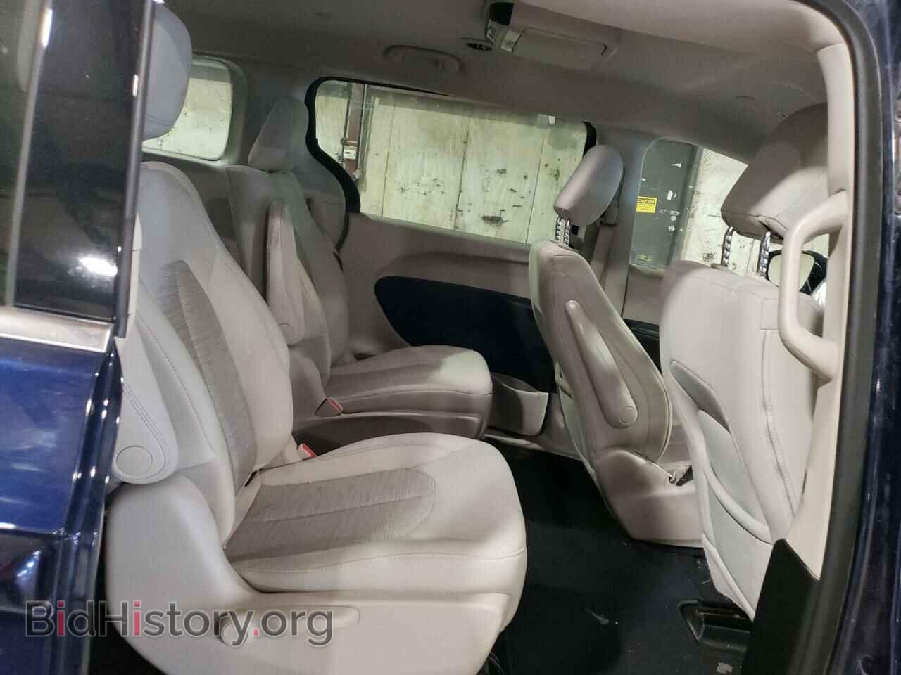 2018 CHRYSLER PACIFICA - VIN: 2C4RC1H75JR127016 - Photo 11