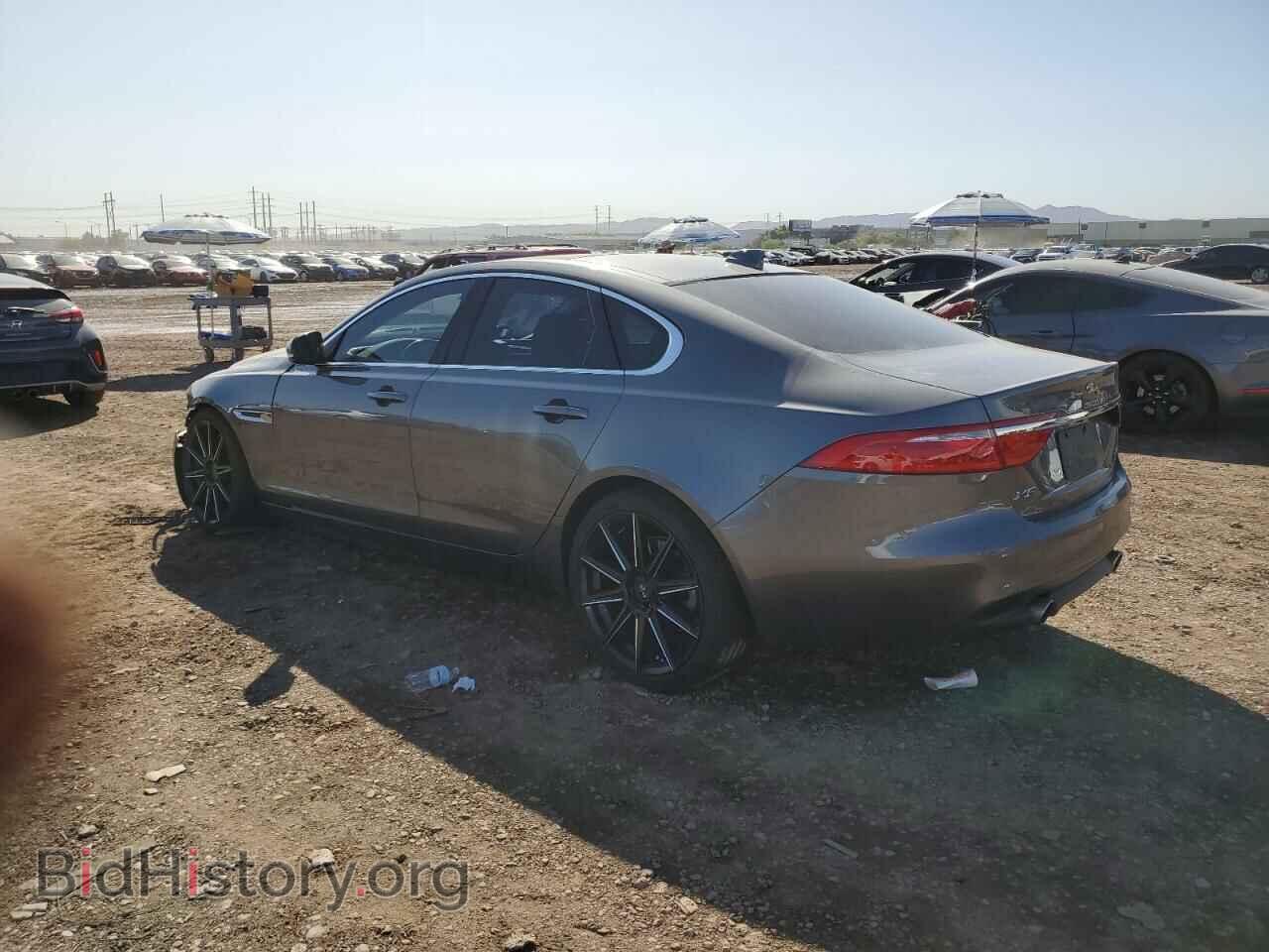 2017 JAGUAR XF - VIN: SAJBD4BV6HCY27607 - Фото 2