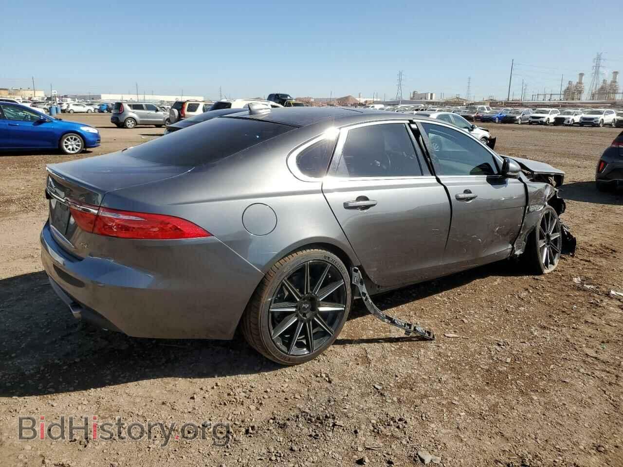 2017 JAGUAR XF - VIN: SAJBD4BV6HCY27607 - Фото 3